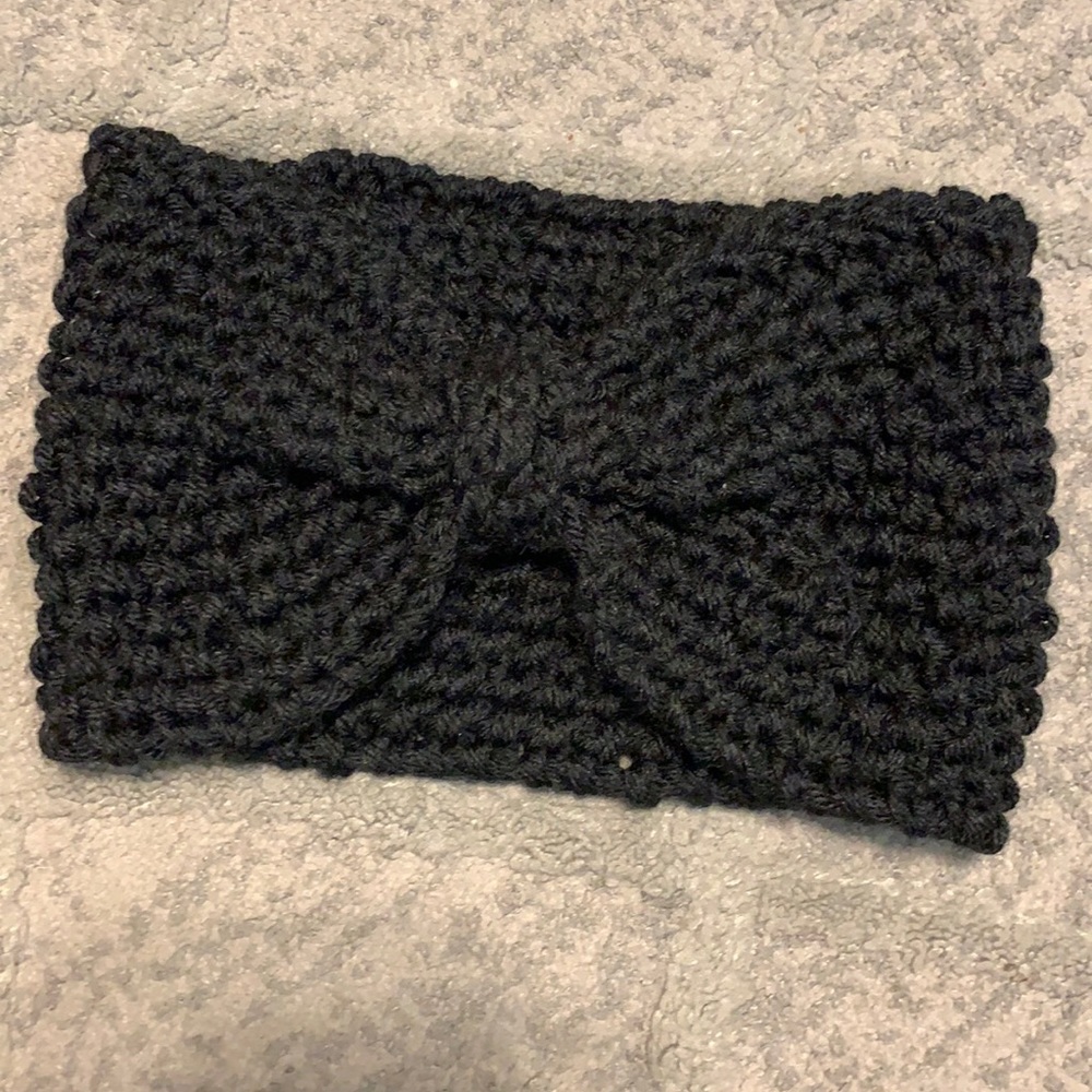 Black knitted headband